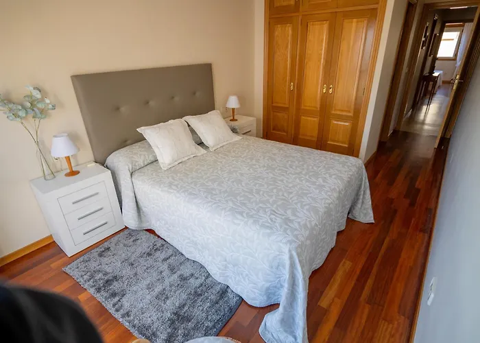 En Zona Privilegiada De Apartmán